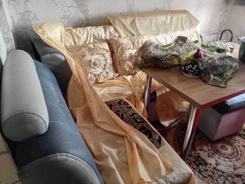 Кухонный уголок кожа моющая