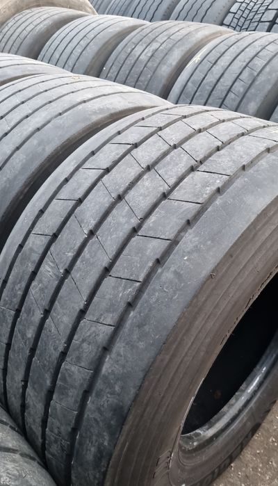 Anvelope Camioane / Semiremorci  mărci premium Stare impecabila.