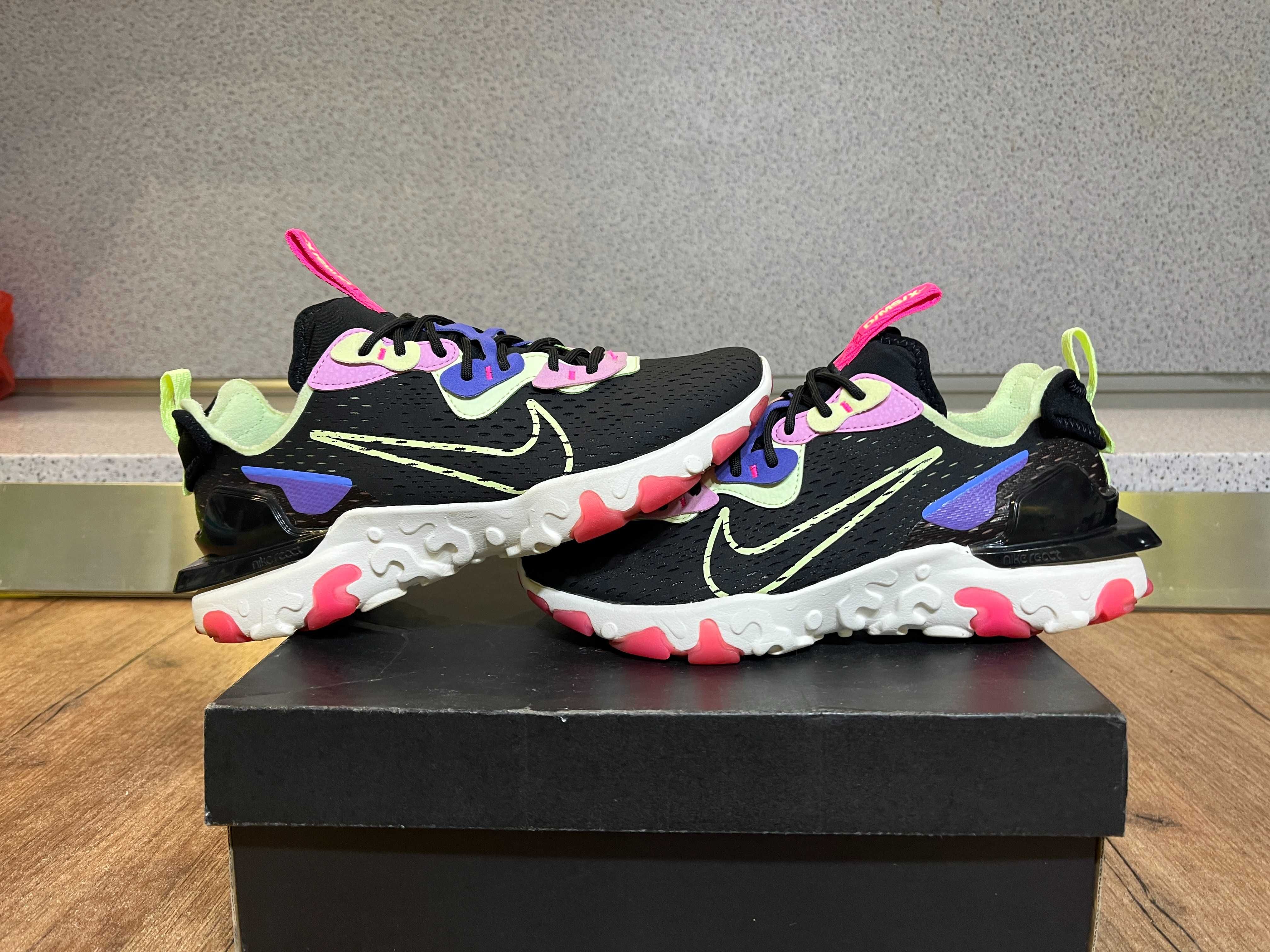 ОРИГИНАЛНИ *** Nike React Vision / Black/Royal Pulse/Beyond Pink