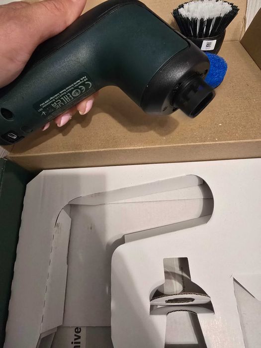 Акумулаторна почистваща четка BOSCH