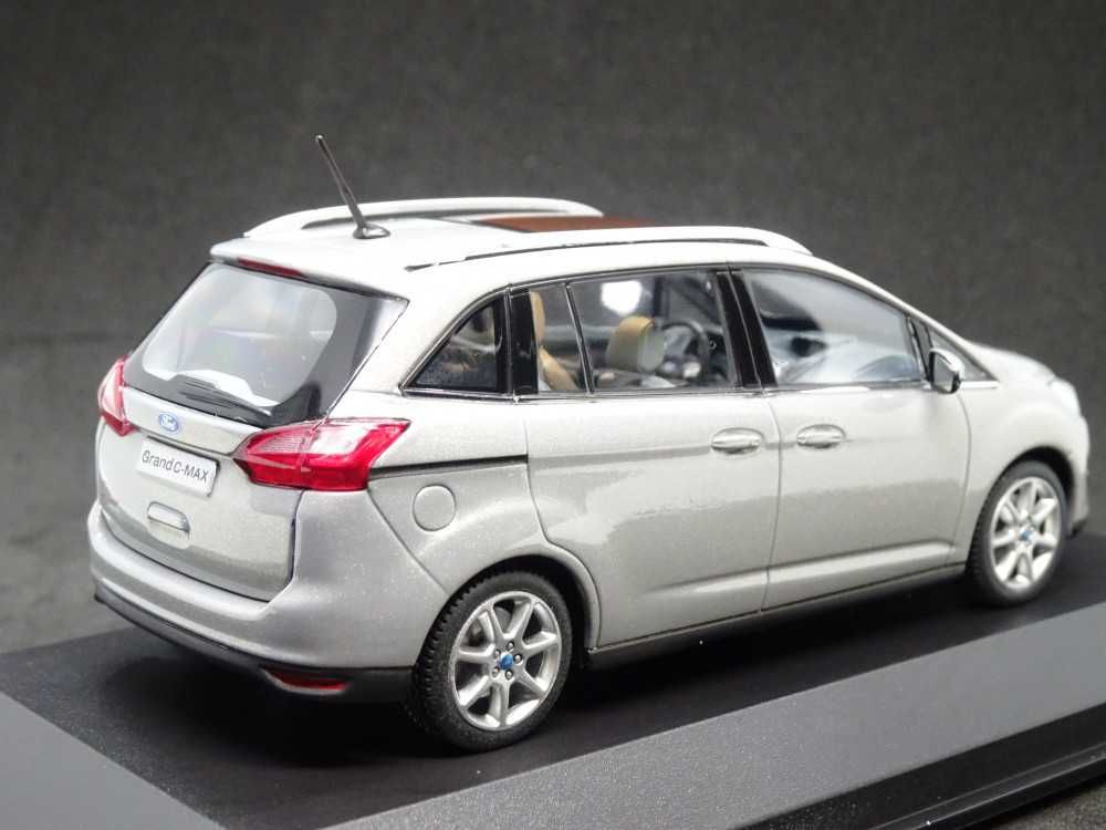 Macheta Ford Grand C Max Minichamps 1:43