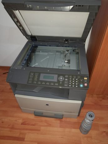 Imprimanta Bizhup 211
