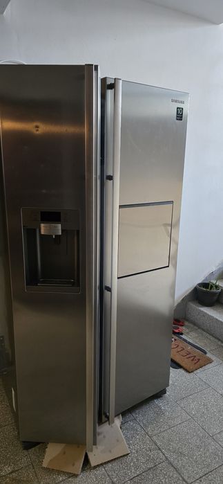 Двукрилен хладилник Samsung RS61781GDSL, A++, 615 л., No Frost, Icemak