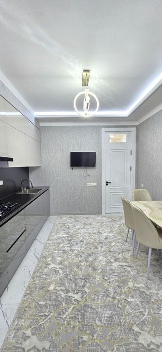 Без маклера продаю свою 2/4/10 Саломатина Яккасарай Евро Люкс 65м2