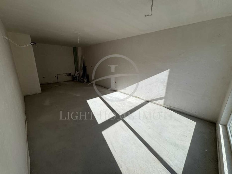 Продава се Двустаен апартамент в Пловдив, Южен - 73 кв.м за 1110 €/кв.м - Снимка #1