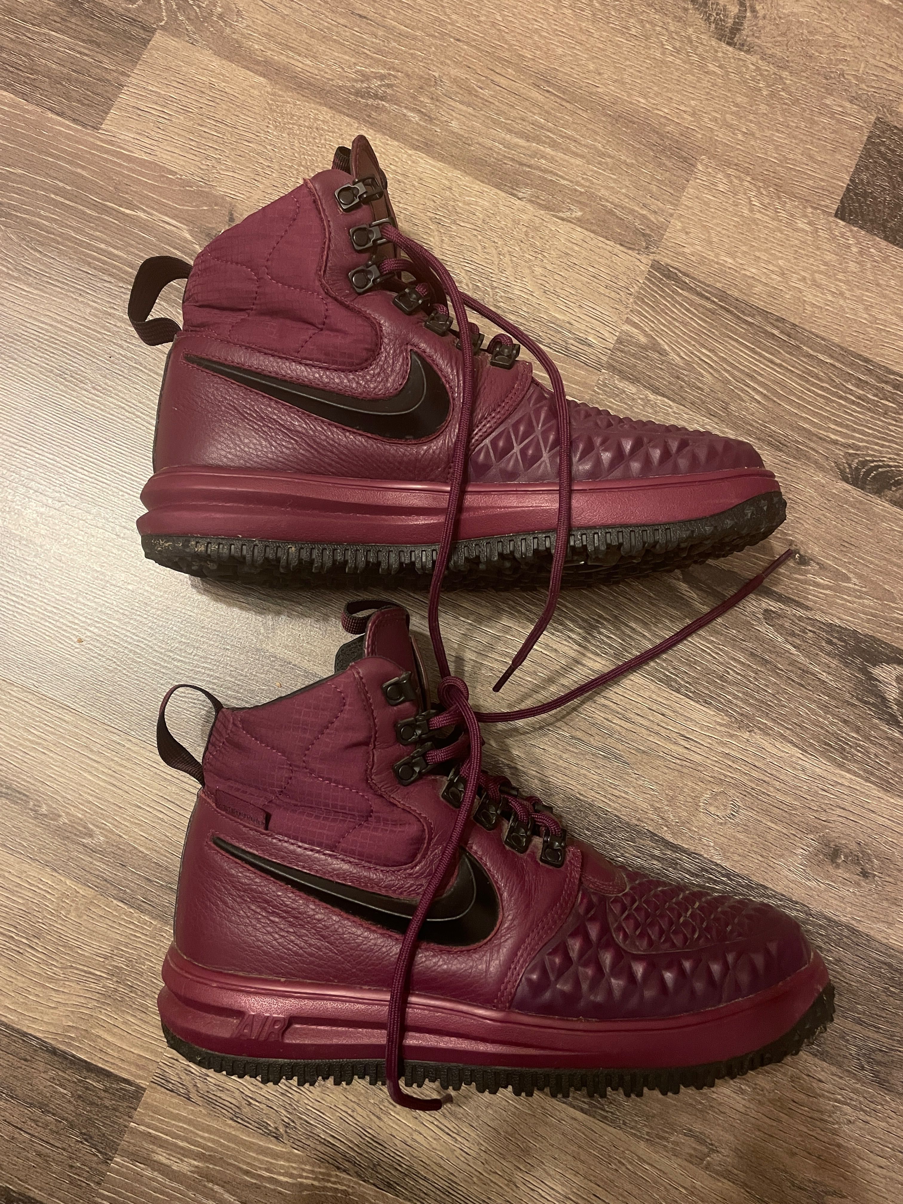 Nike Duckboot Bordeaux 40