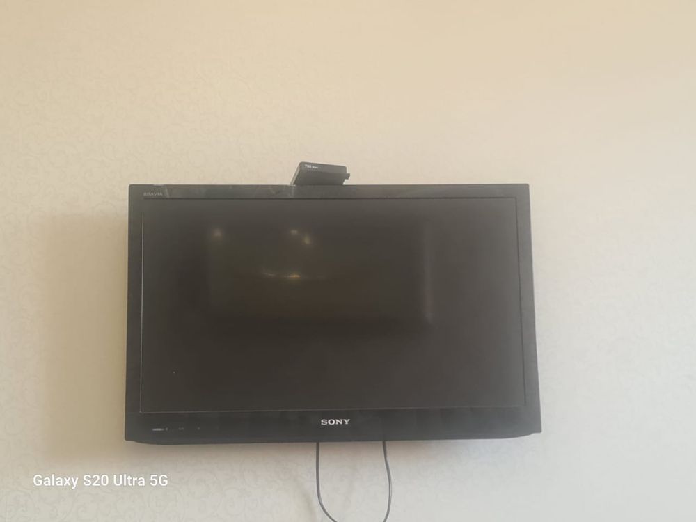 Продам Сони телевизор в рабочем состоянии(82 см)  32 дюйма