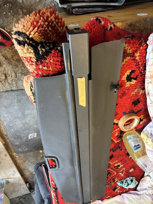 Щора багажник за Опел Астра Н комби 04-08г