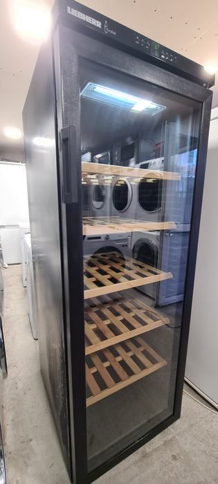 ТОП Мултитемпературен Вино-охладител  Liebherr Vinothek WTb4212