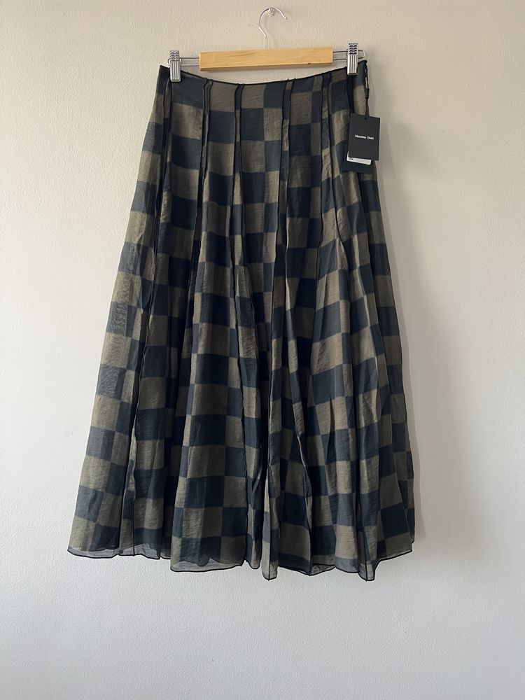Пола Massimo Dutti