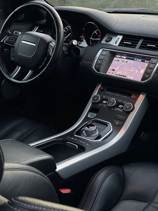 Range Rover Evoque / R-Dynamic / 2013 / 2.2