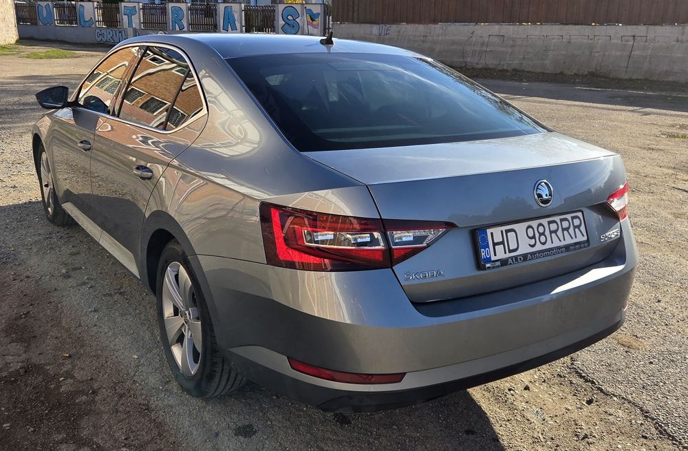 Skoda Superb 2.0  TDI DSG
