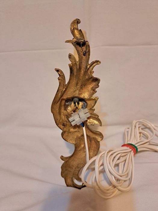 Месингови Аплици за стена