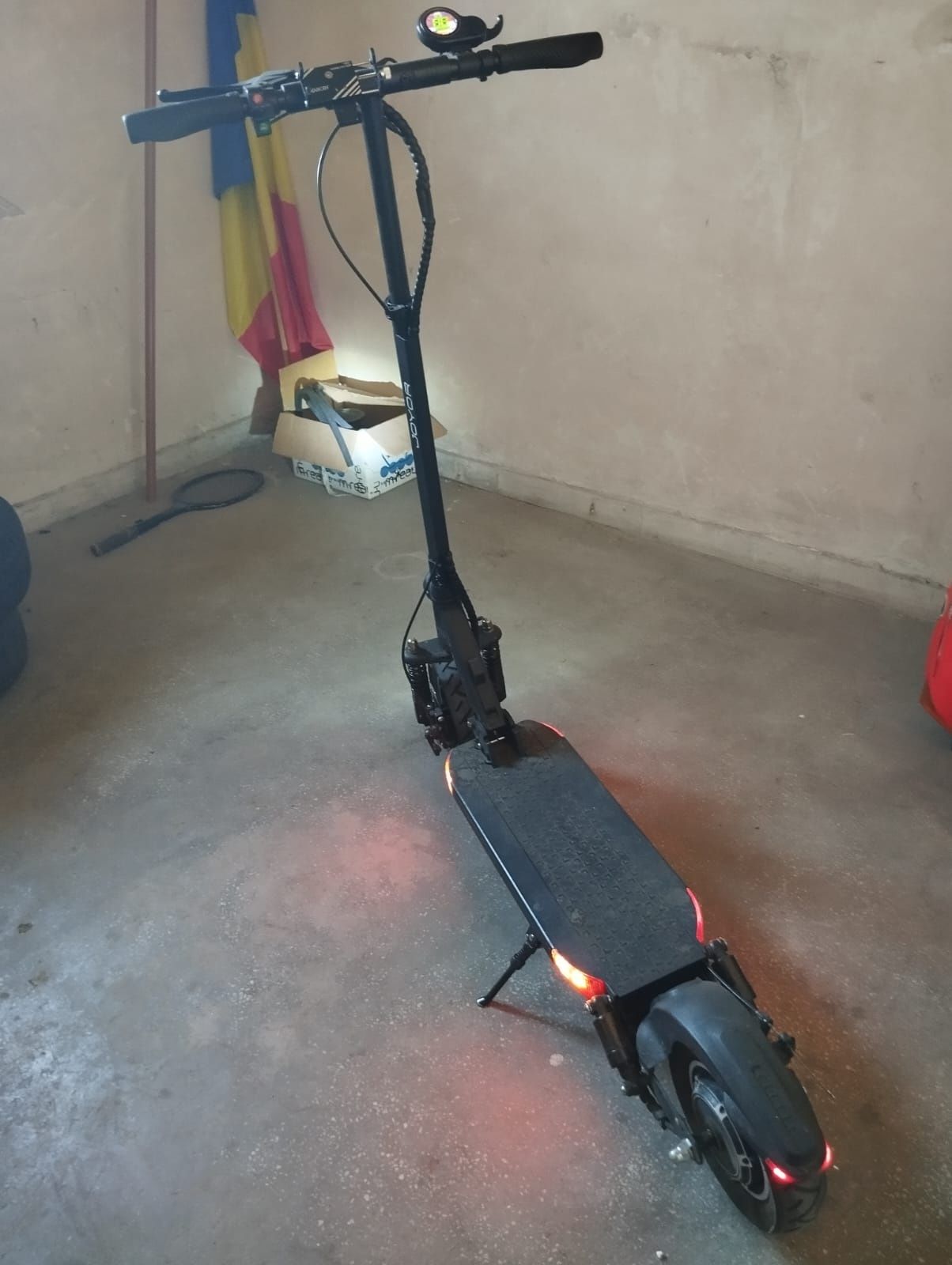 Vând trotineta electrica autonomie 80 km