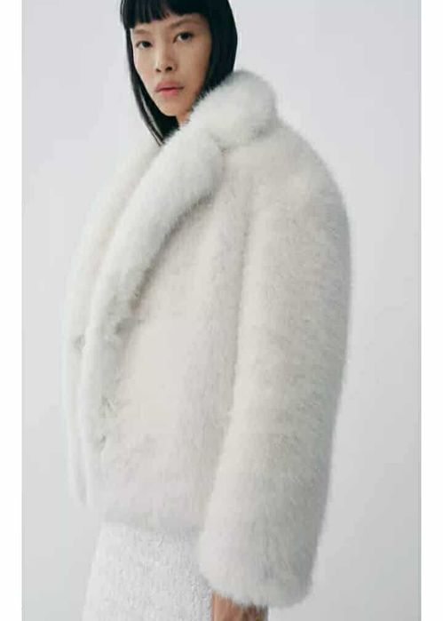 Палто с косъм ZARA