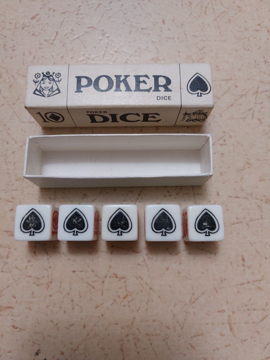 Зарове за игра на покер / Poker Dice