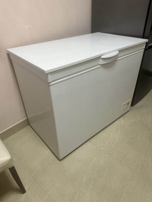 Lada frigorifica , cu blat facuta pe comanda