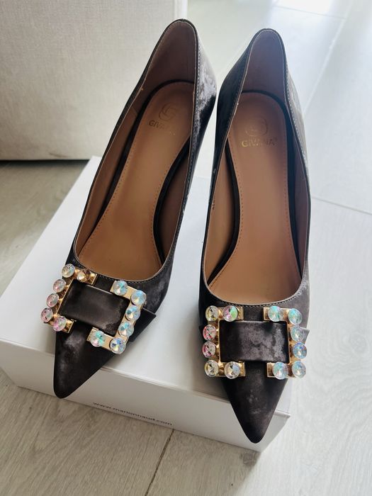 Pantofi Stiletto
