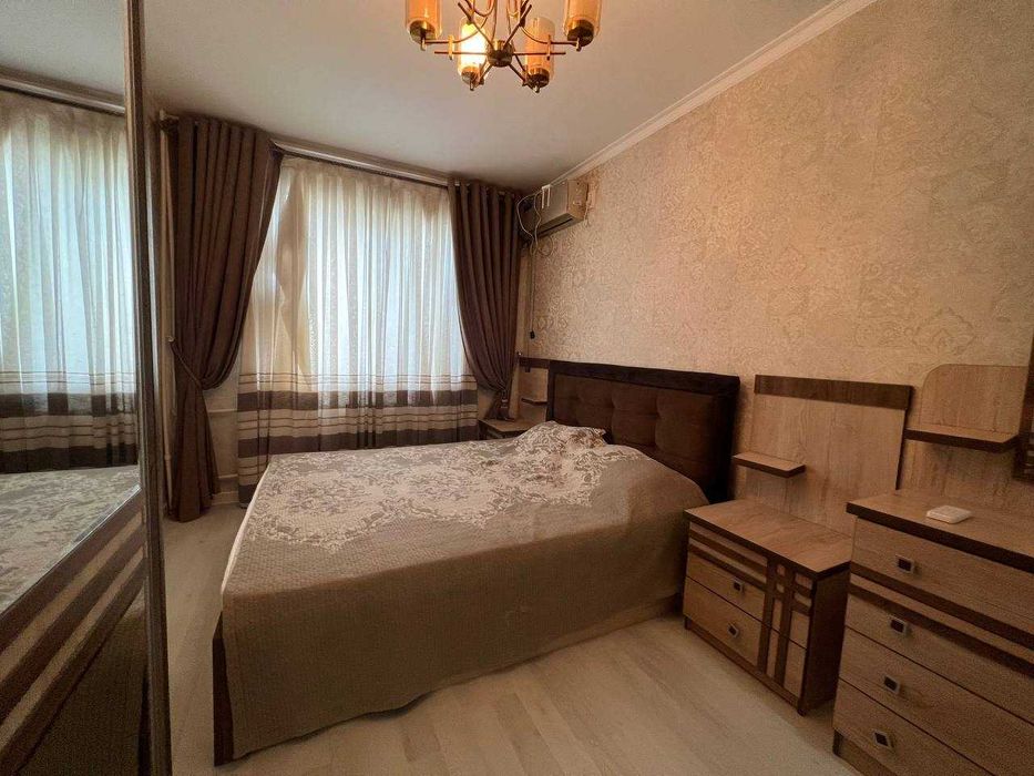 Срочно Продается 2 комнатная 62кв.м квартира в центре города