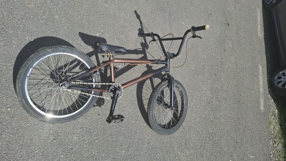 Vând BMX HARO  star buna