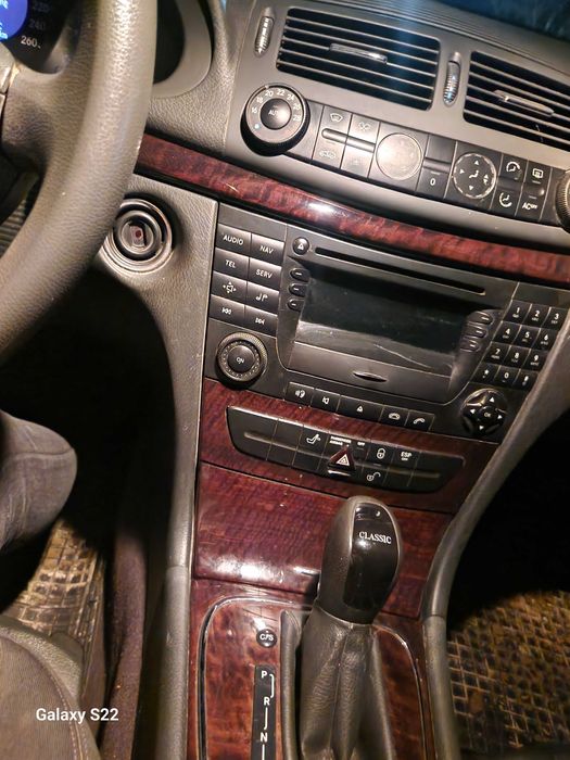 Se vinde mercedes c200 class