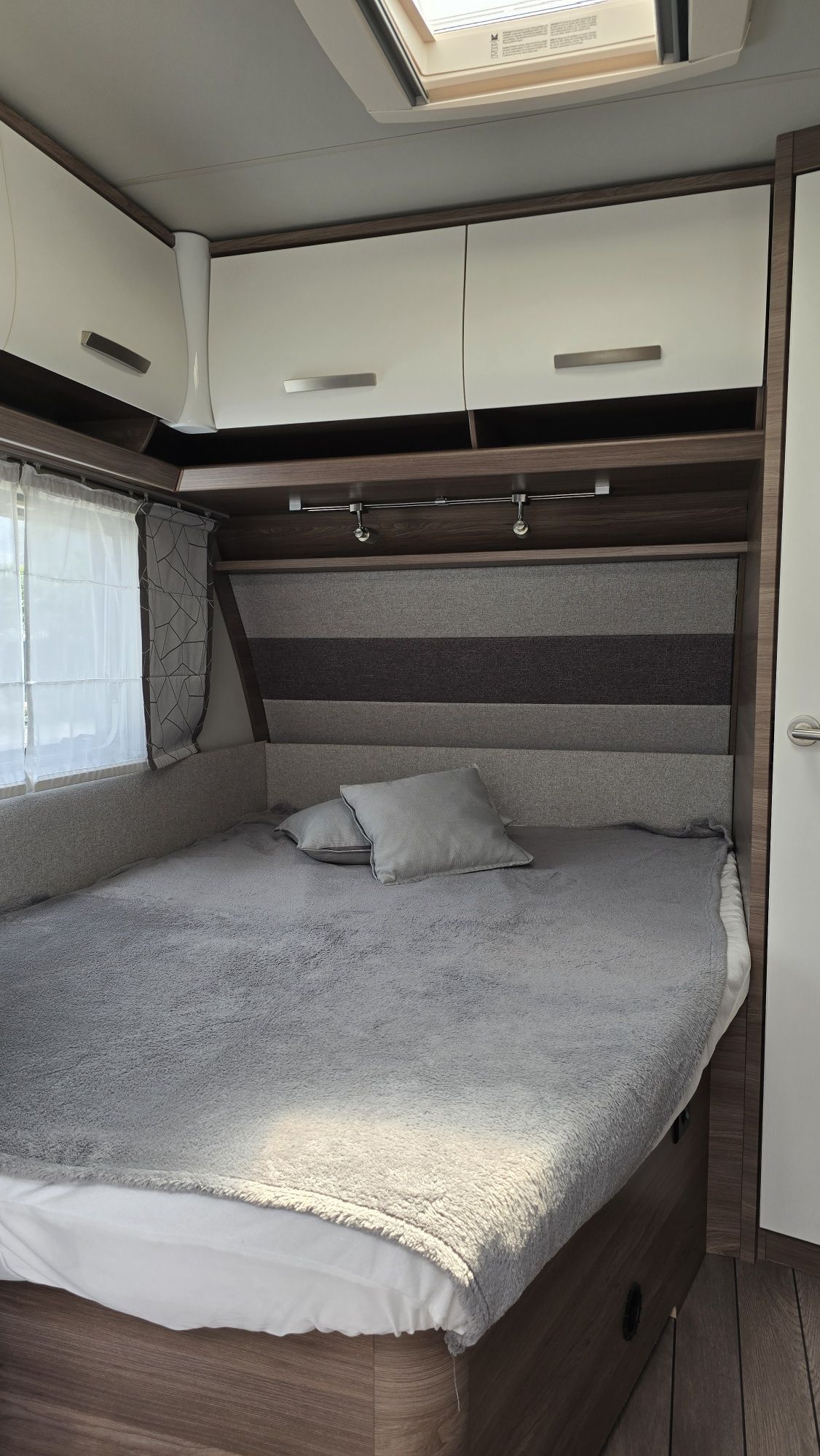 Knaus Sport 450 FU Silver Selection – an 2021 - Stare excelentă