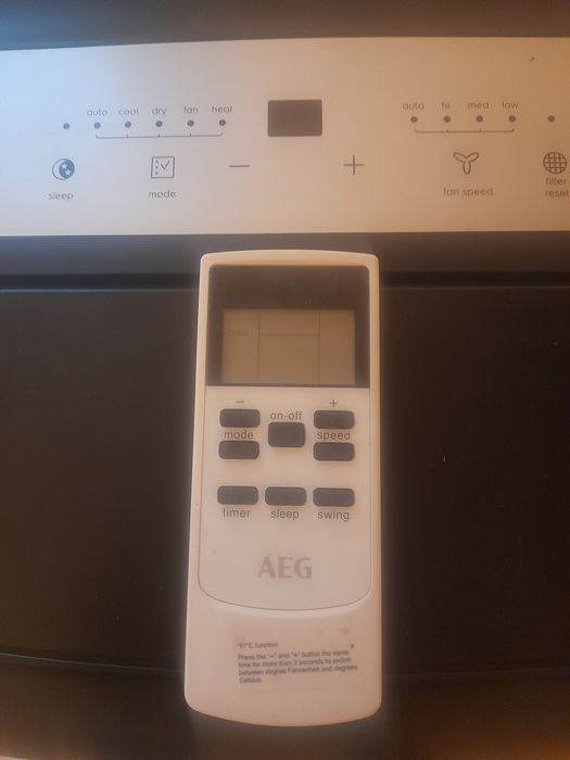 AEG мобилен климатик