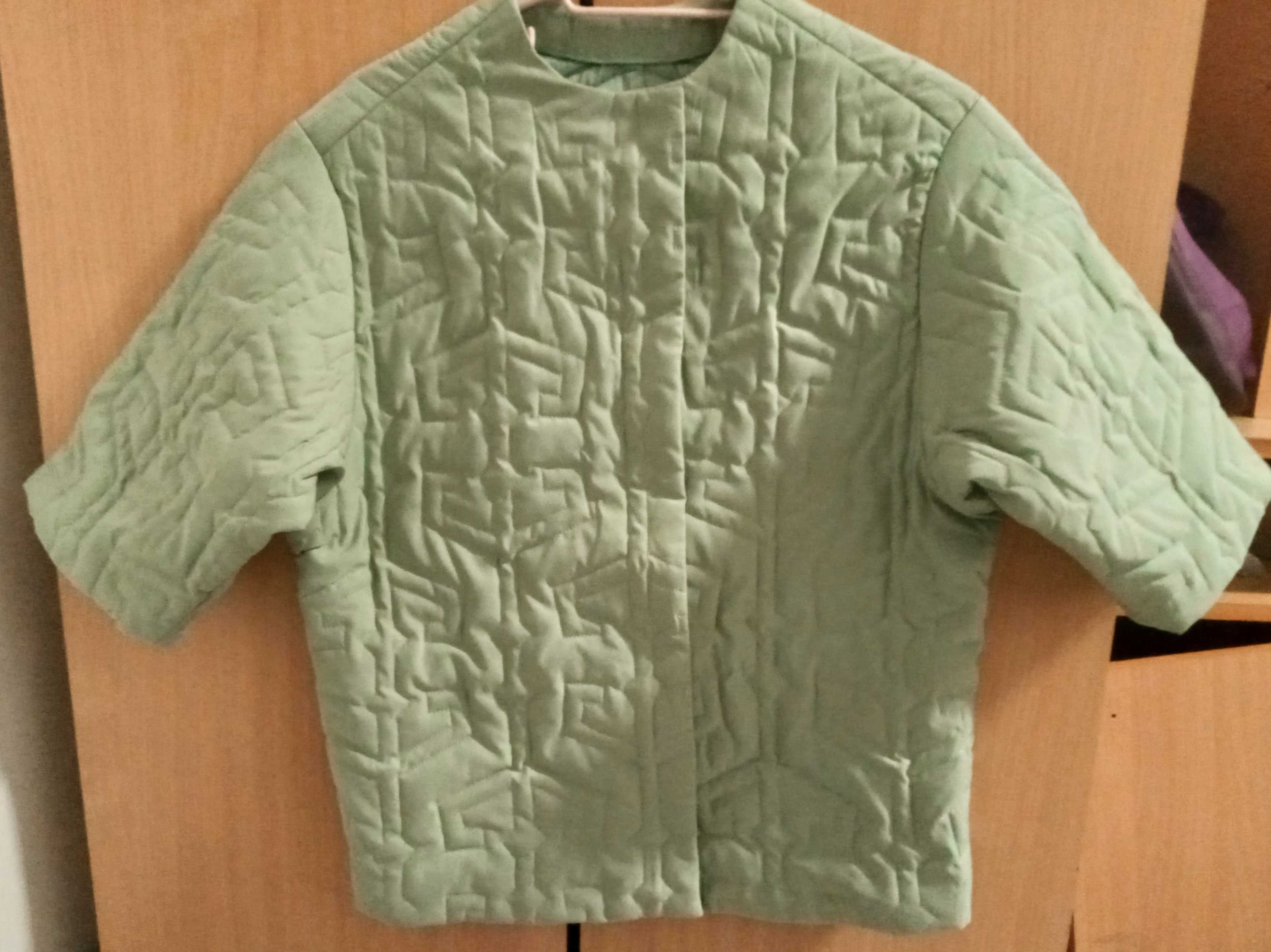 Курточка стеганным казахским орнаментом