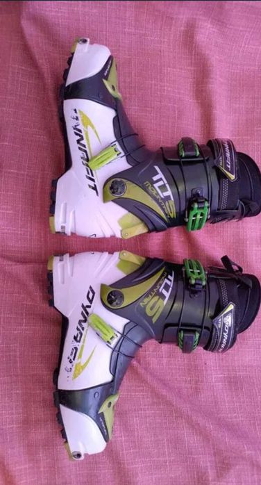 Туринг Ски Обувки Атомик и Динафит