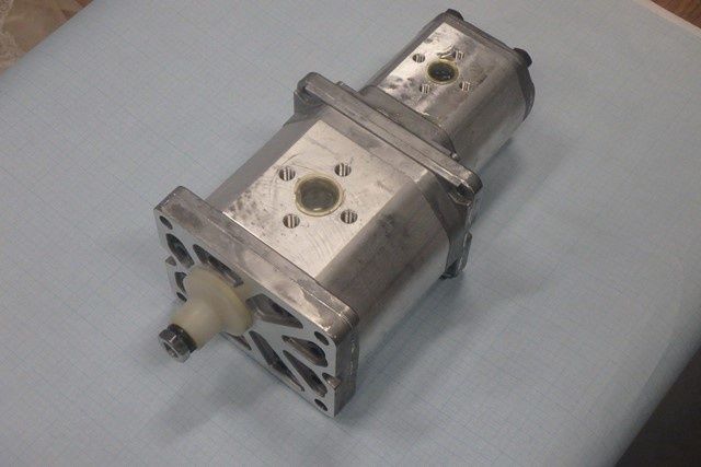 Гидравлический насос спаренный 60-5