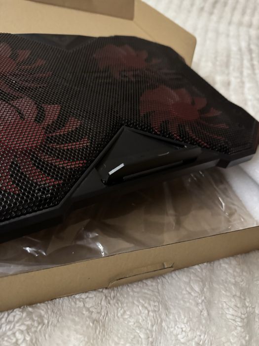 Охладител за лаптоп