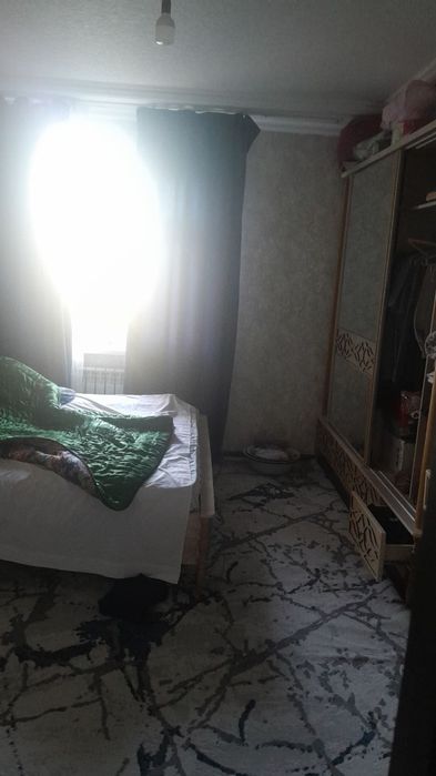 Аренда сергели 8 худуд 2 хона 2 этаж 400у,е