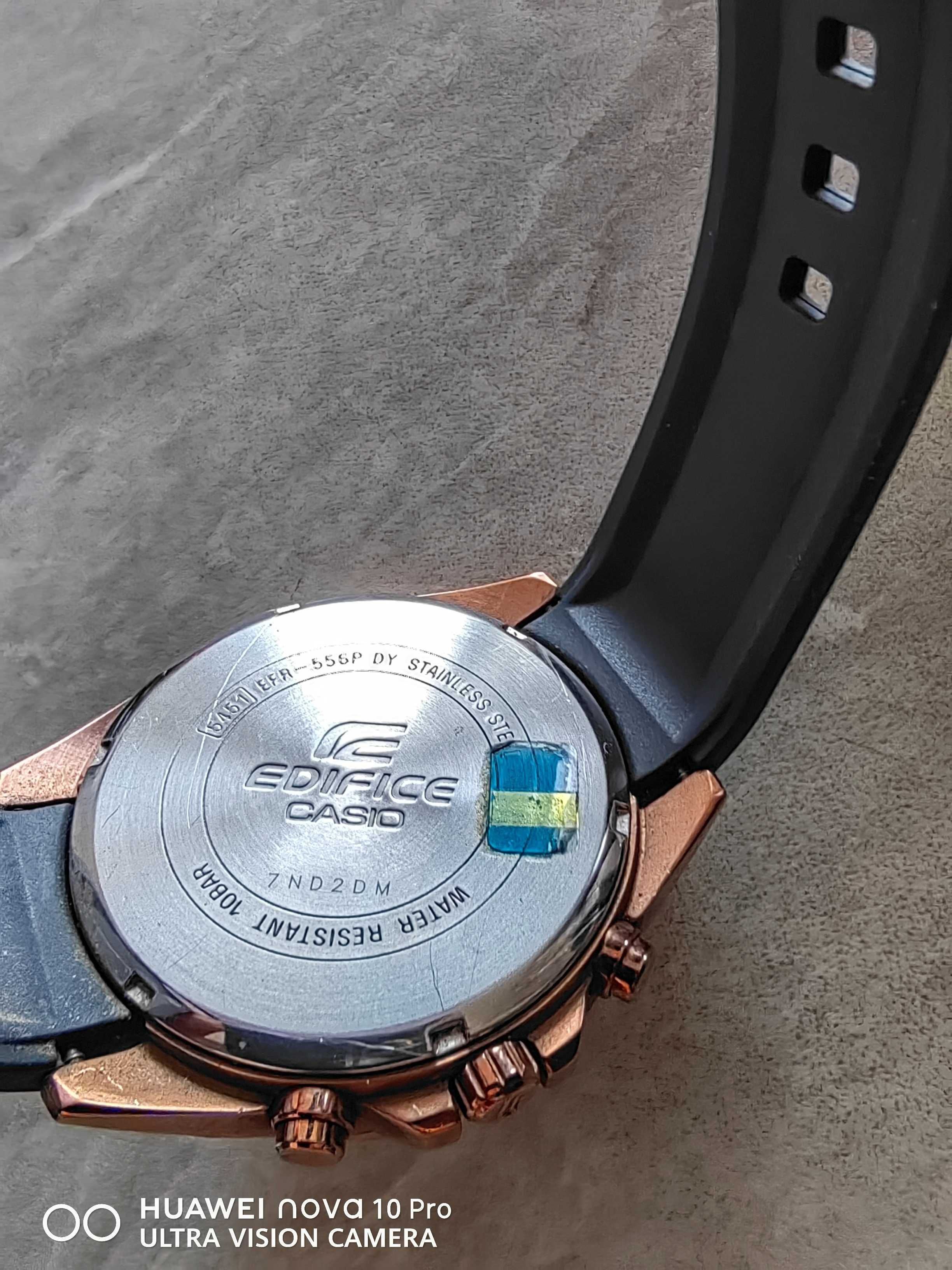 Часовник Casio Ediface