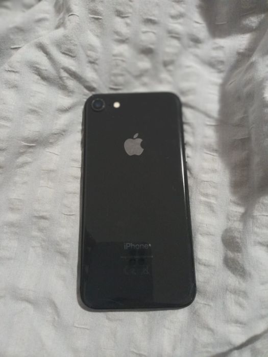 Vând/schimb iphone 8 64 gb