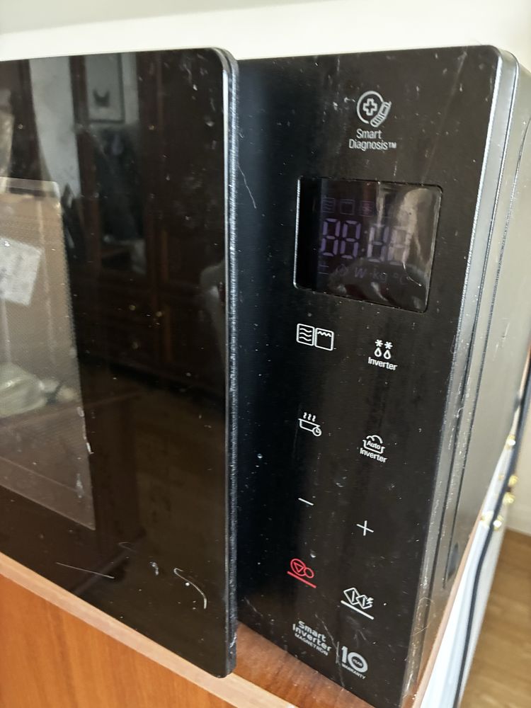 Микровълнова фурна LG MH6336GIB 1150.0 W, 23.00 L, ФУНКЦИЯ ГРИЛ