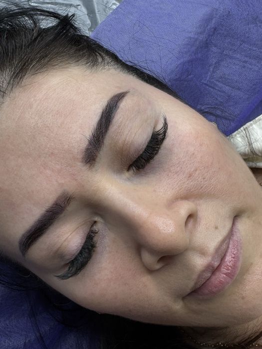 наращивание ресниц