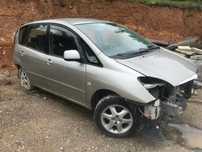 toyota corolla verso на части