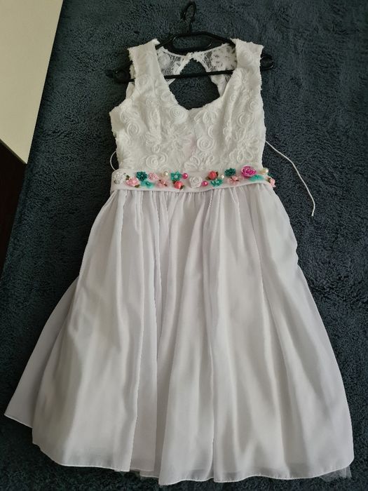 Rochie eleganta alba