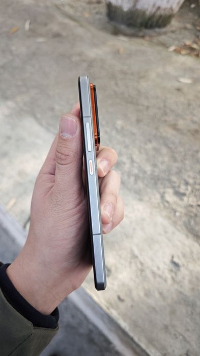 Xiaomi 14 Pro 16/1 Tb sotiladi