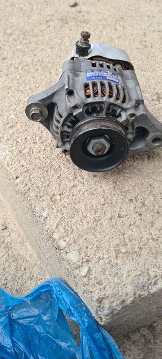 Alternator tractorase japoneze