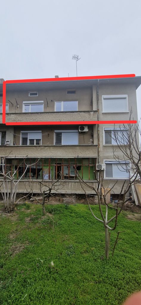 Продава се Многостаен апартамент в Силистра, Изток - 140 кв.м за 729 €/кв.м - Снимка #1