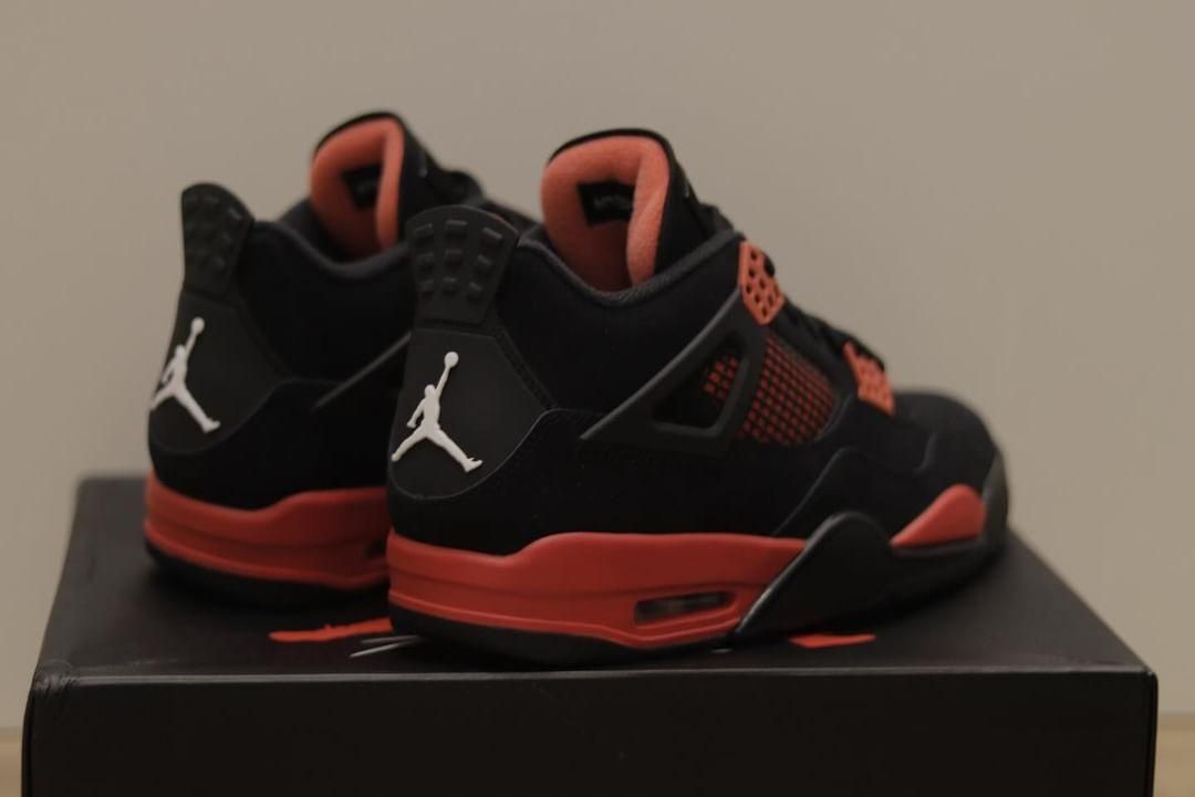 Обувки Nike Air Jordan 4 red thunder