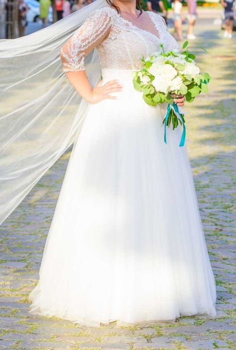 Vand rochie de mireasa