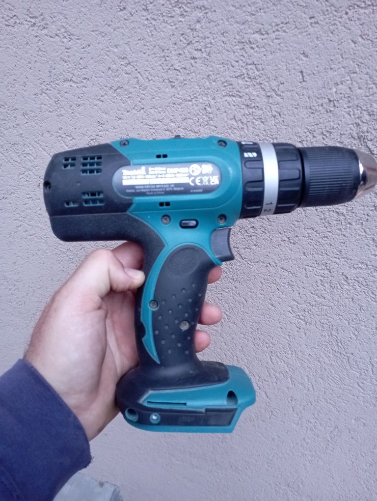 Makita LXT Masina de gaurit cu percutie si insurubat Li-Ion, 18V, 55 N