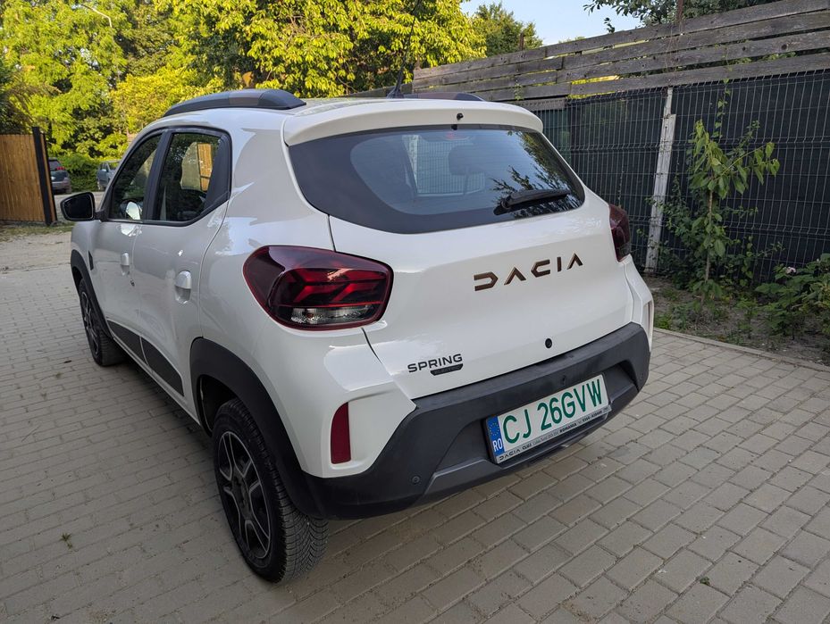 Dacia Spring Extreme 65 CP alb