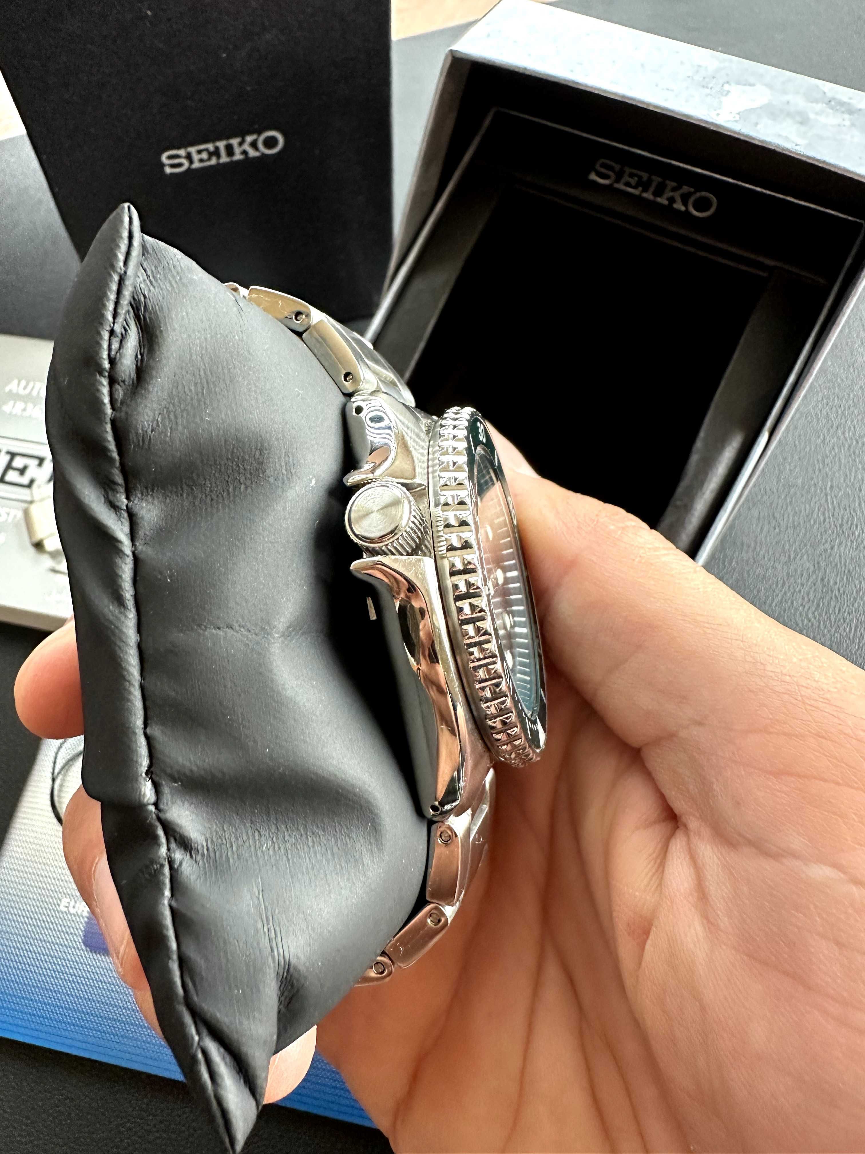 Продавам Seiko 5 Sports SRPD61K1