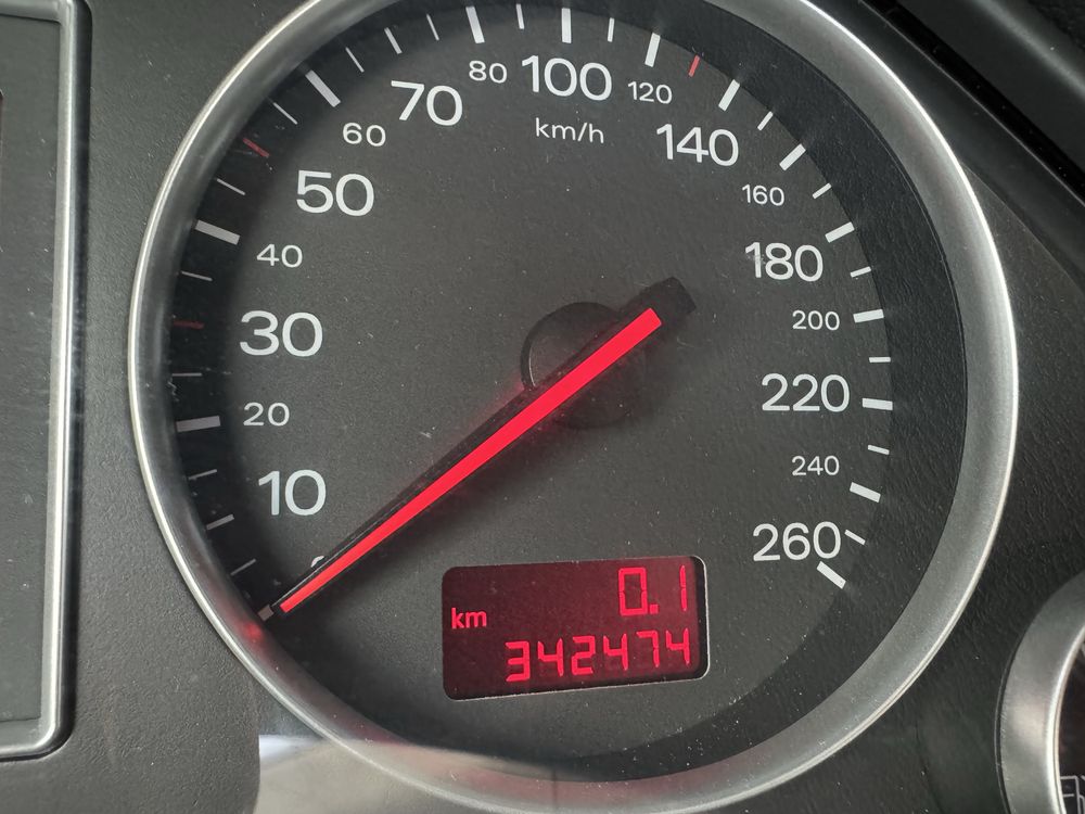 Audi A4 , 1.9 diesel , 130 cp
