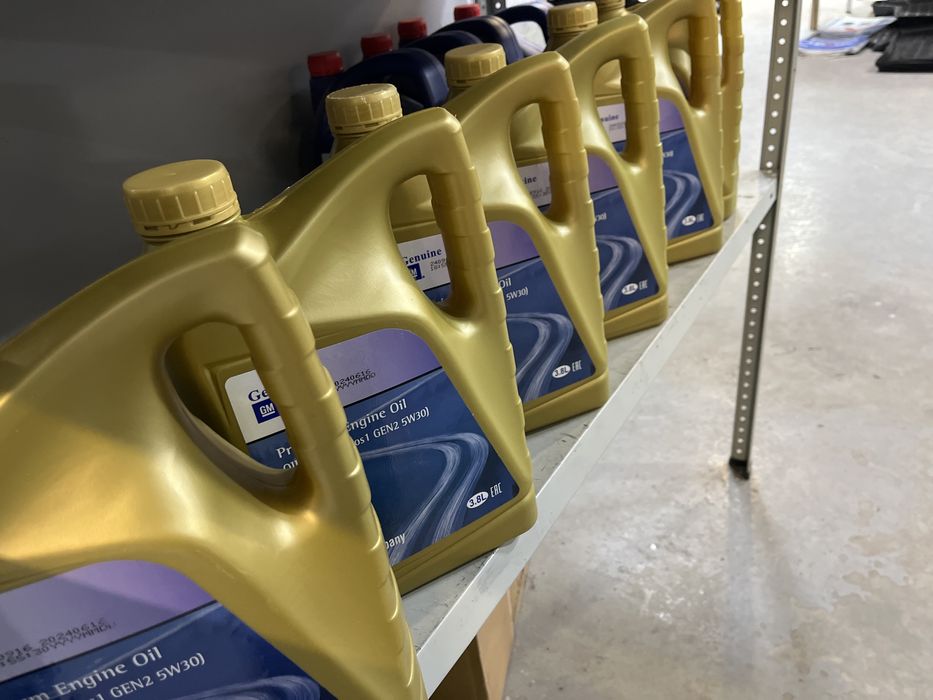 Масло Бампер Капот Дверь Крыло Радиатор Руль Малибу бар Подлокотник