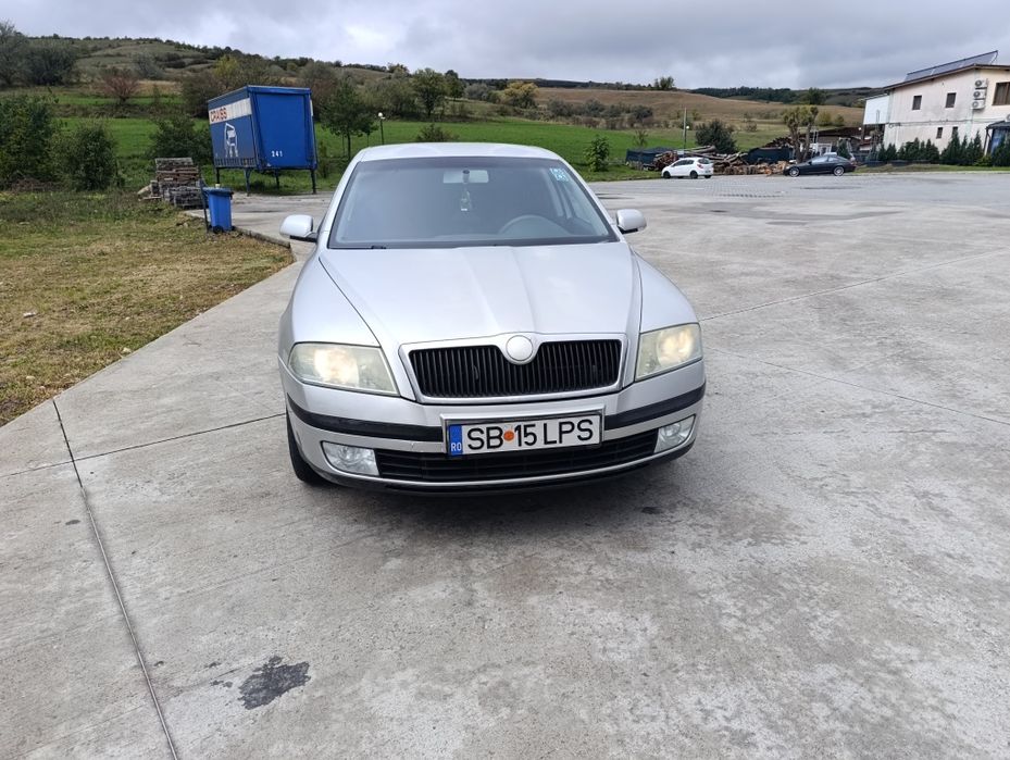 Vând Skoda Octavia
