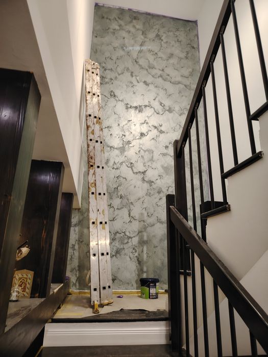 Executam lucrari interioare si exterioare